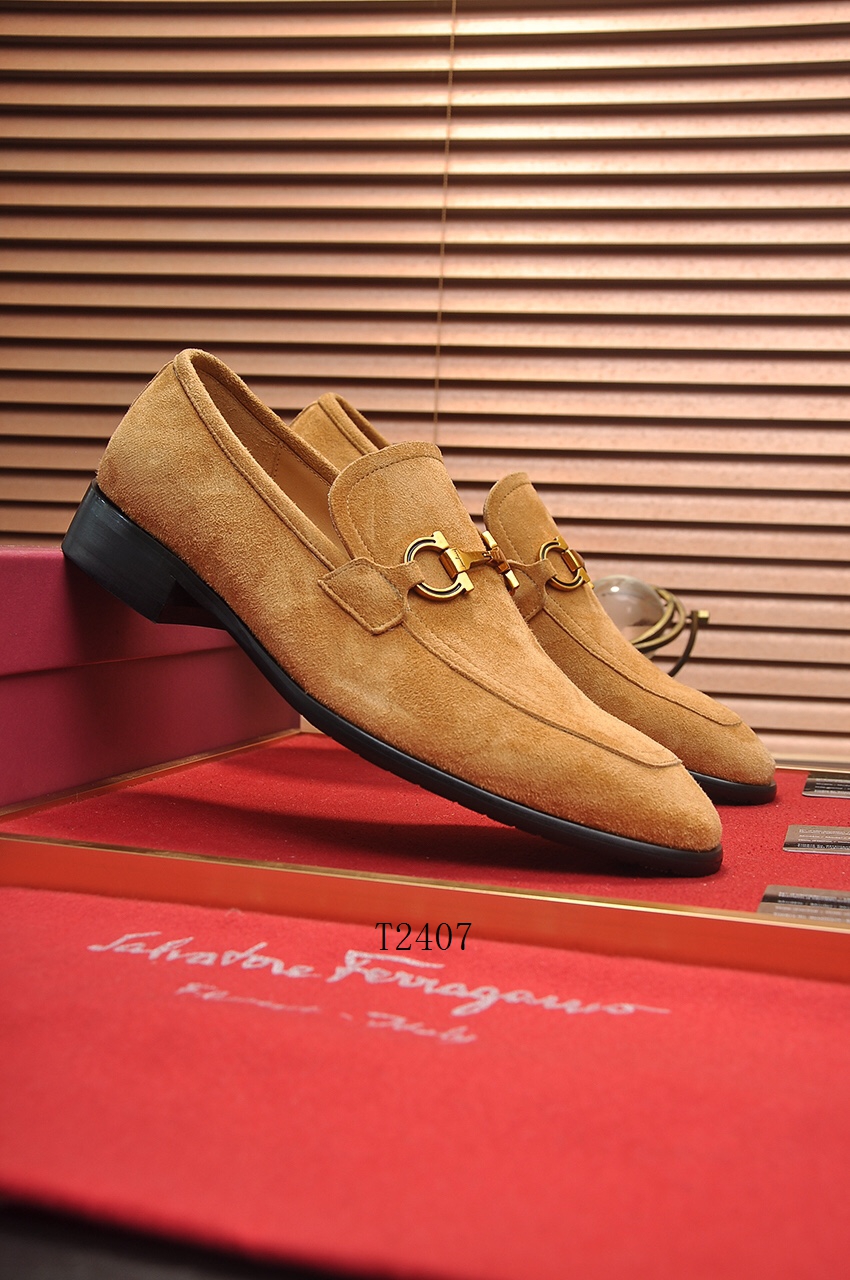 Ferragamo sz38-44 198